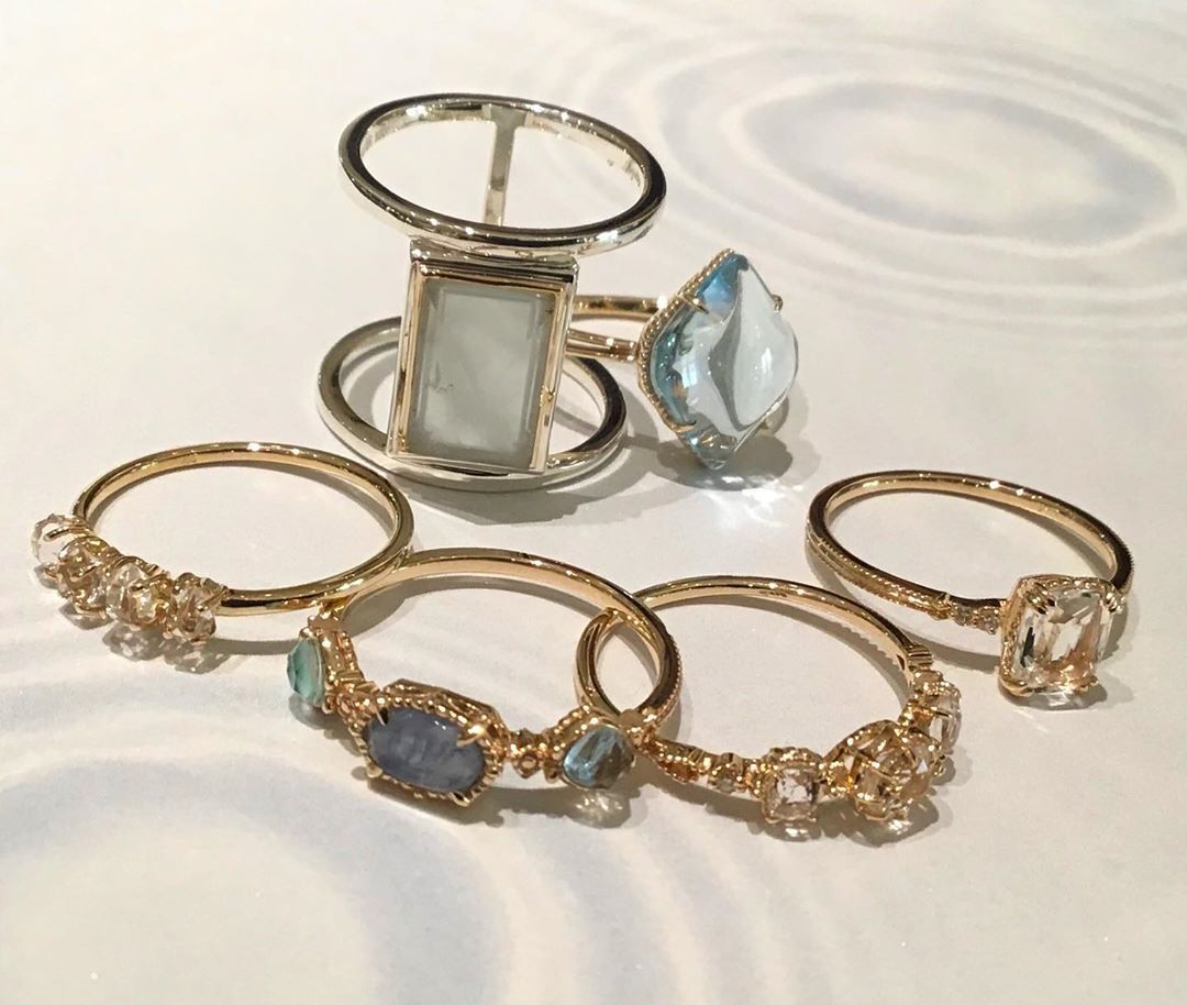 Crystal ring niche simple cold wind